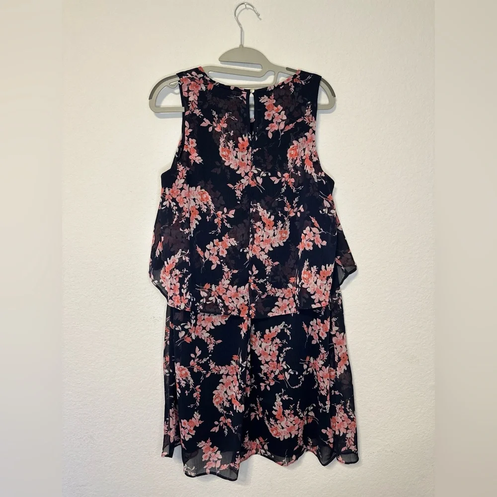 Tommy Hilfiger Size 6 Navy/Pink Chiffon Dress - Picture 4 of 9